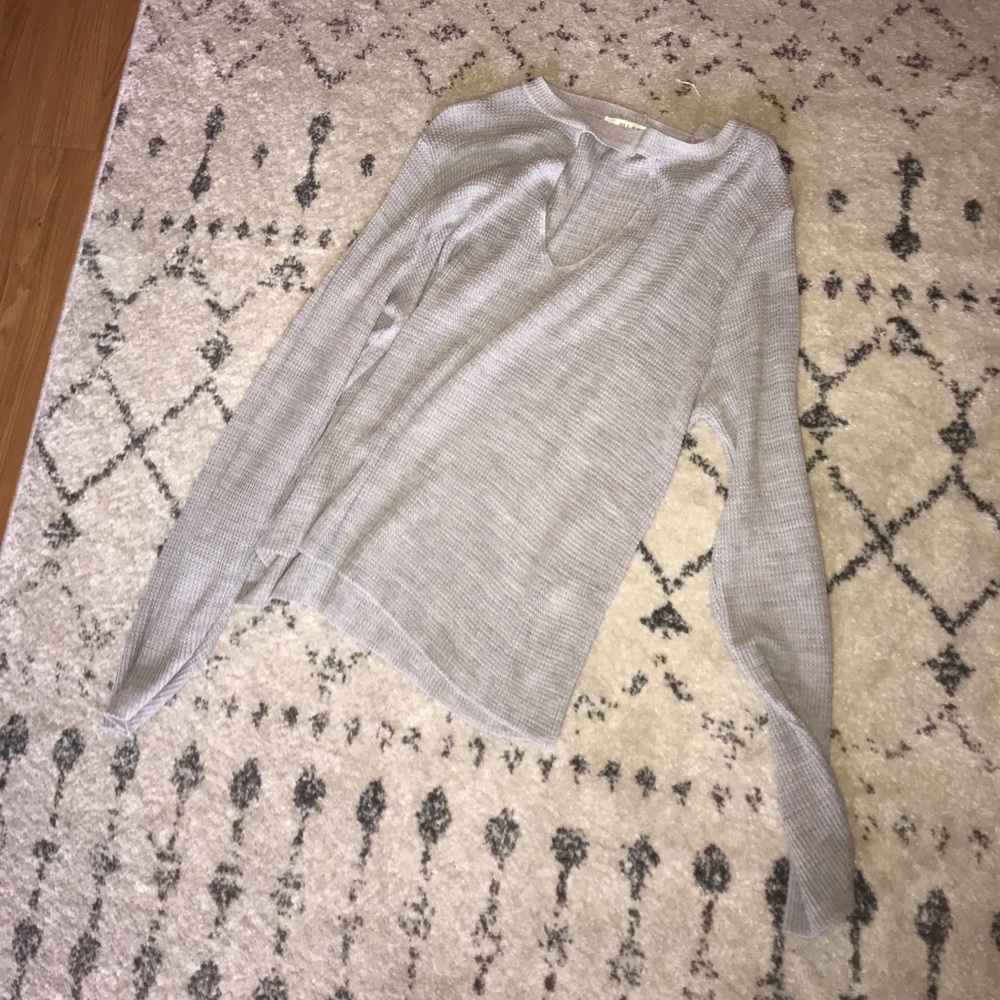 Sweater - Picture 1 of 1